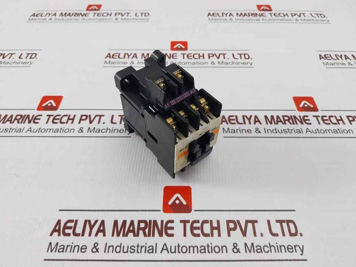 Fuji Electric Sh-4 Auxiliary Relay A600 Q300 380-400V 50Hz 10A