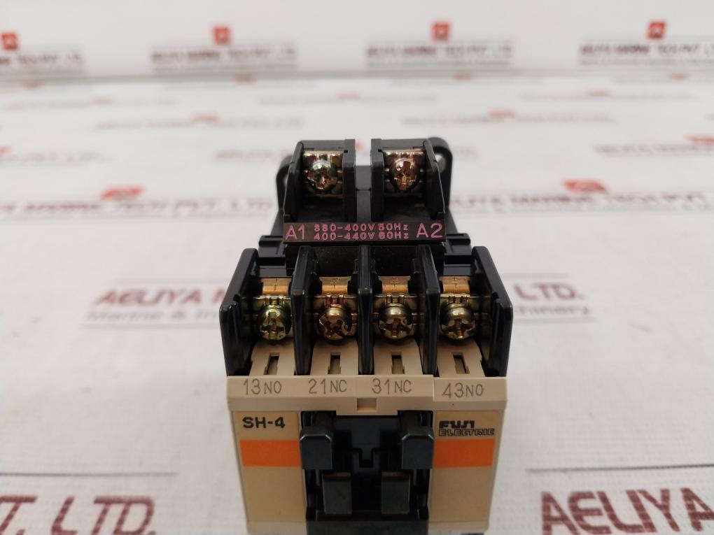 Fuji Electric Sh-4 Contactor Relay A600 Q300 Vde0660 Bs4794 F07666034C 7128
