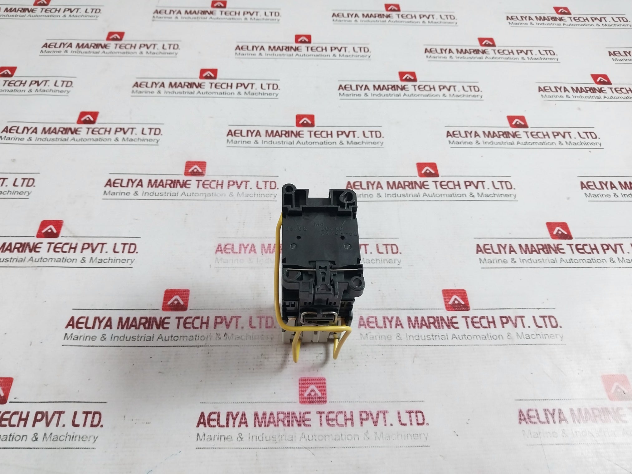 Fuji Electric Sh-4/V Auxiliary Relay Latch Unit Assy 100-110V 60Hz Vde0660