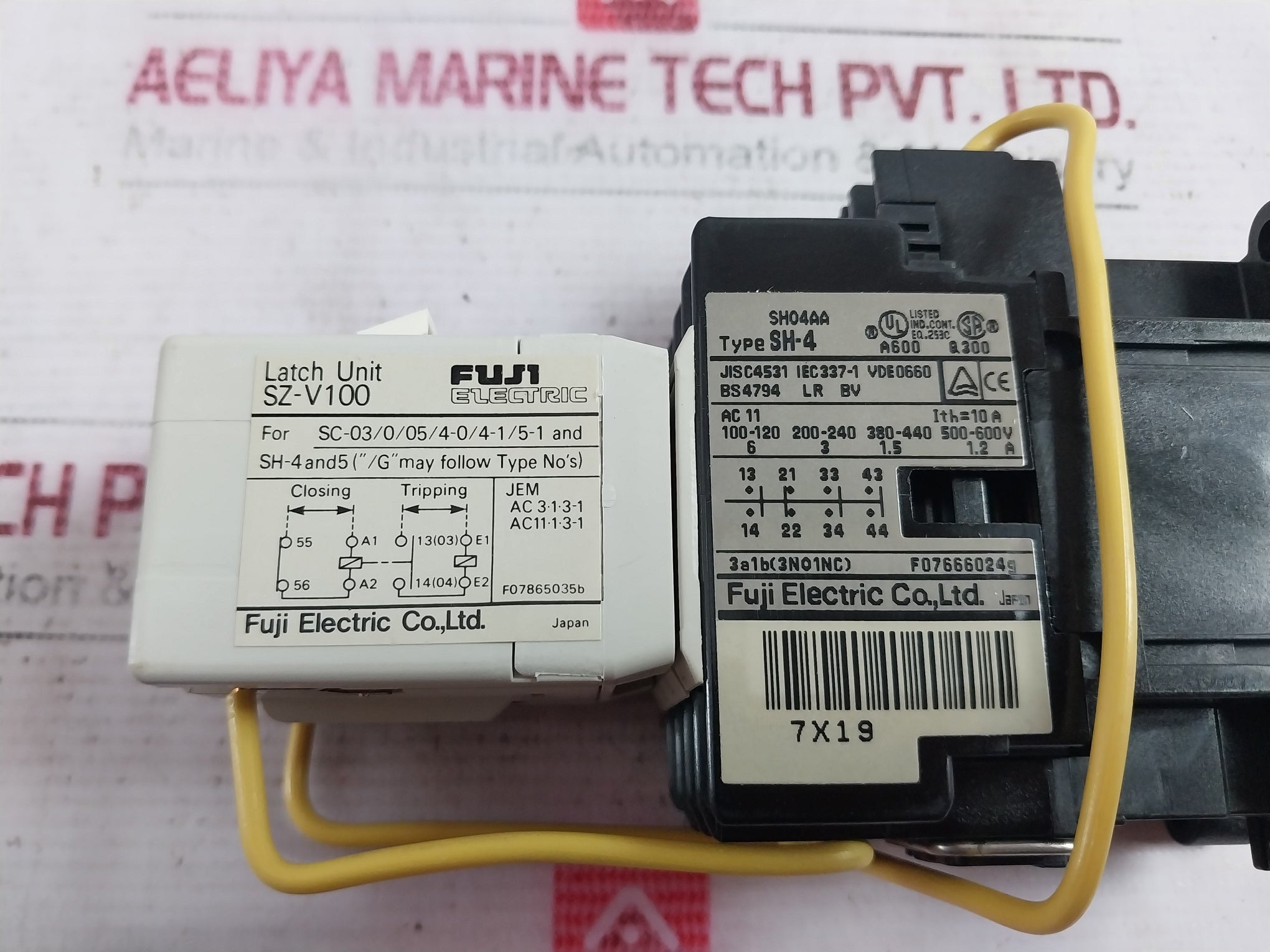 Fuji Electric Sh-4/V Auxiliary Relay Latch Unit Assy 100-110V 60Hz Vde0660