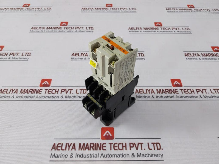 Fuji Electric Sh-4/V Contact Auxiliary Relay Latch Unit Sz-v200 200-220V 10A