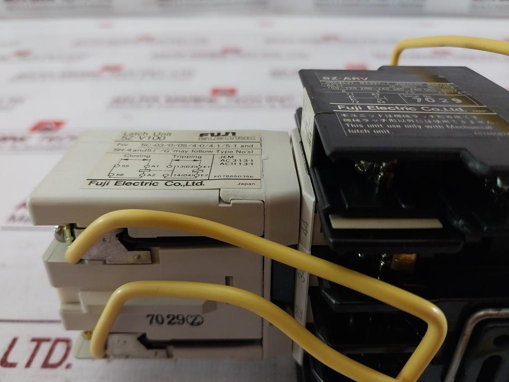 Fuji Electric Sh-4/V Contactor Auxiliary Relay 100-110V Coil 4No3Nc