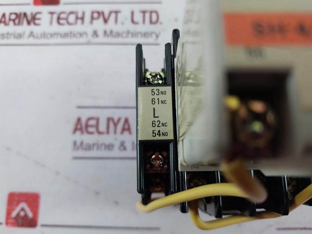 Fuji Electric Sh-4/V Contactor Auxiliary Relay 100-110V Coil 4No3Nc