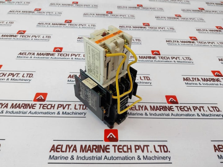 Fuji Electric Sh-4/V Contactor Auxiliary Relay 88310-00.143214