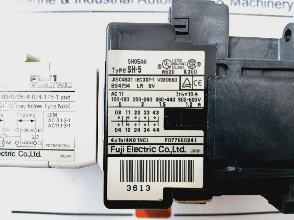 Fuji Electric Sh-5/V Latch Type Magnetic Contactor 50/60Hz
