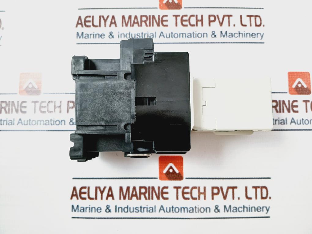 Fuji Electric Sh-5/V Latch Type Magnetic Contactor 50/60Hz