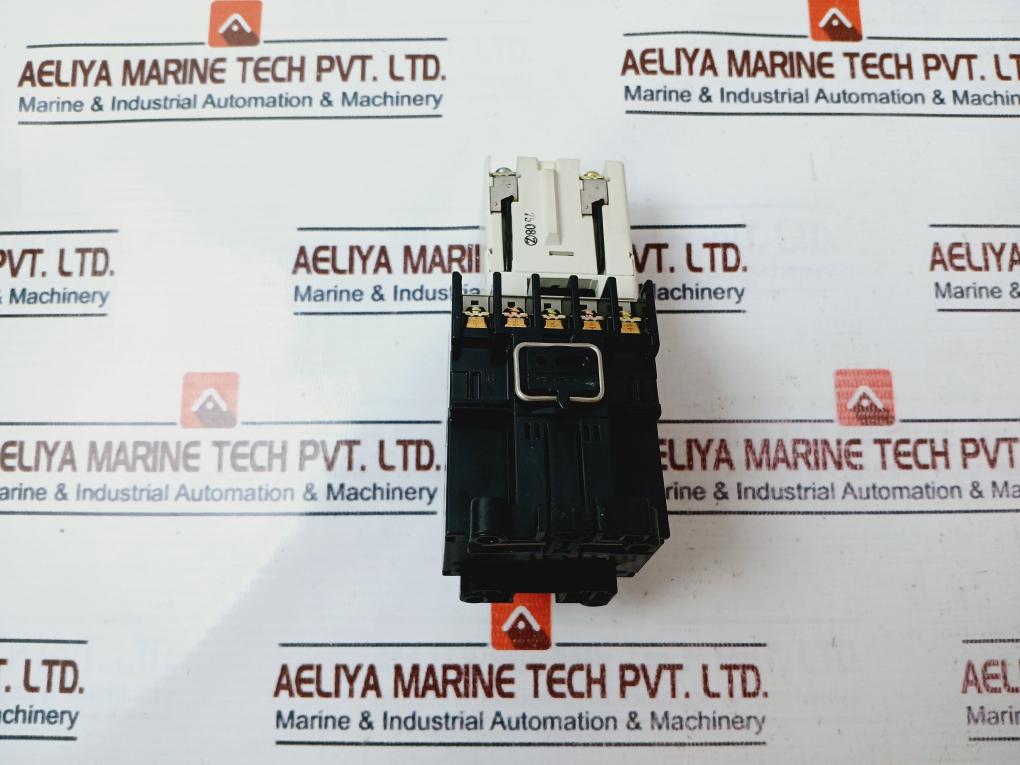 Fuji Electric Sh-5/v Latch Type Magnetic Contactor With Auxiliary Relay Sz-v100