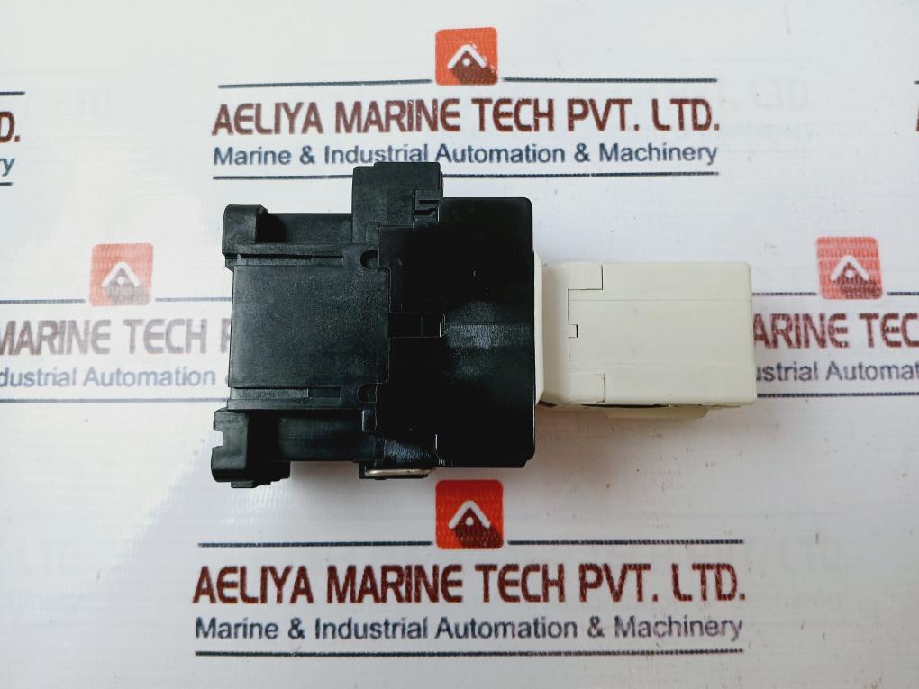 Fuji Electric Sh-5/v Latch Type Magnetic Contactor With Auxiliary Relay Sz-v100