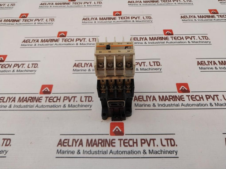 Fuji Electric SH04AA Contactor With SZ-A22 Auxiliary Contact Block 10A