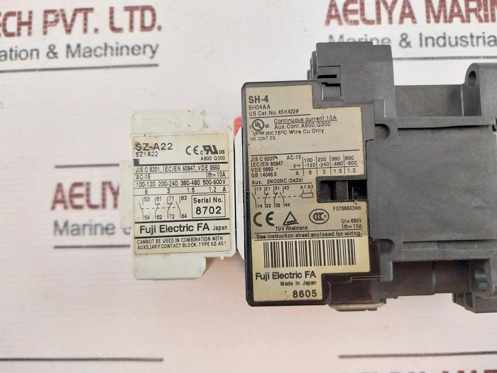 Fuji Electric SH04AA Contactor With SZ-A22 Auxiliary Contact Block 10A