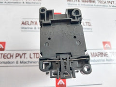 Fuji Electric SH04AA Relay With F07666034G Auxiliary Contact Block 200-220v 60hz