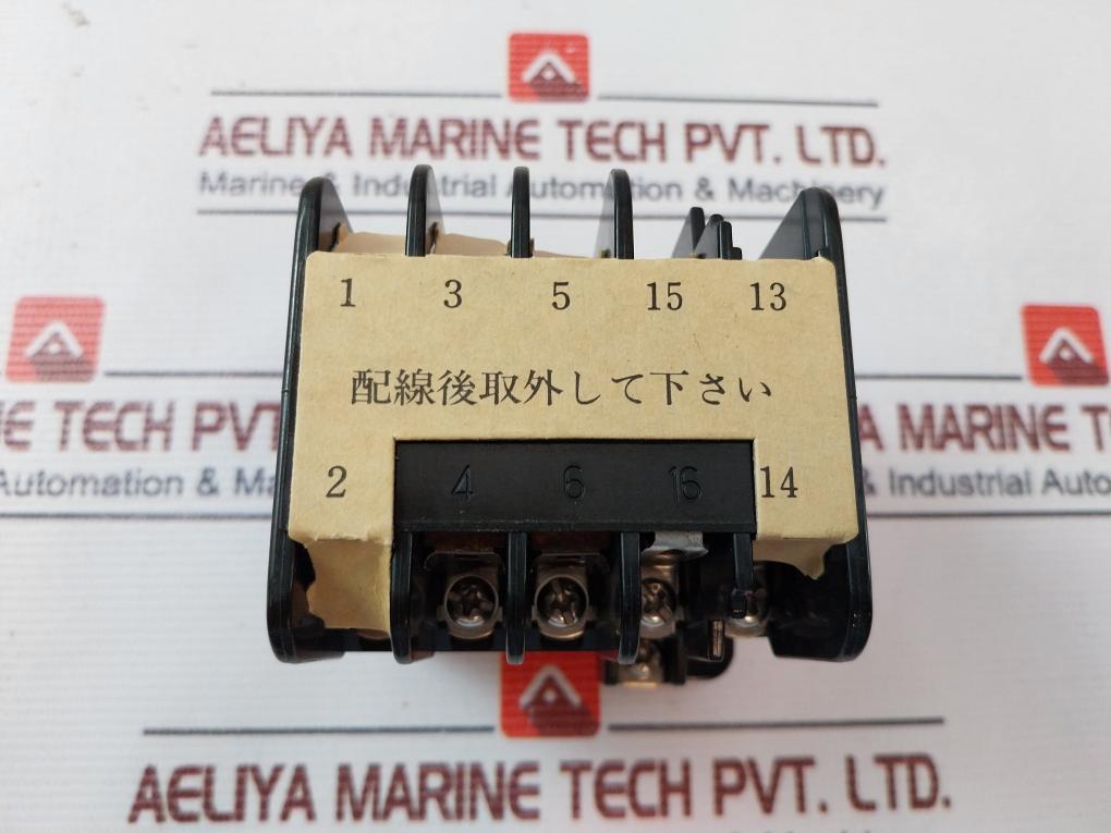 Fuji Electric Src3631-5-1b/2811 Magnetic Contactor 550v 22a