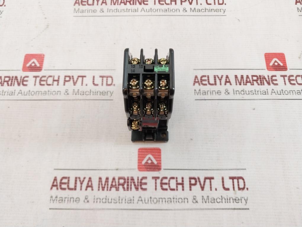 Fuji Electric Src50-2F/X (3A3B) Magnetic Contactor 100-110V Coil 50/60Hz