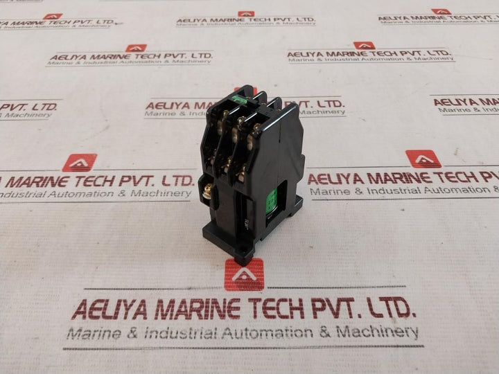 Fuji Electric Src50-2F/X (3A3B) Magnetic Contactor 100-110V Coil 50/60Hz