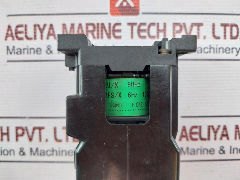 Fuji Electric SRC50-2U/X (4A2B) Magnetic Contactor 50/60Hz