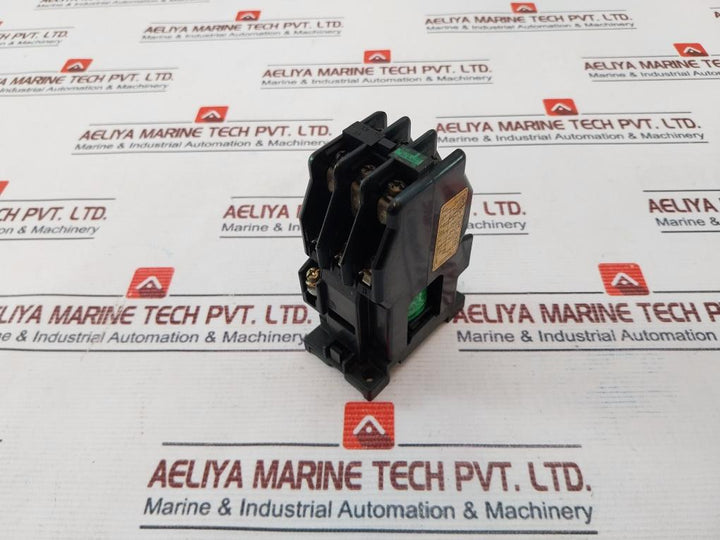 Fuji Electric SRC50-2U/X (4A2B) Magnetic Contactor 50/60Hz