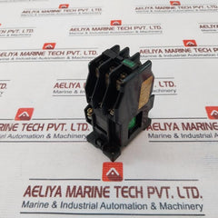 Fuji Electric SRC50-2U/X (4A2B) Magnetic Contactor 50/60Hz