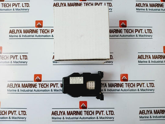 Fuji Electric Src50-2U/X (4A2B)/ Src 50-3Fs/X Auxiliary Relay 380-440V 50/60Hz