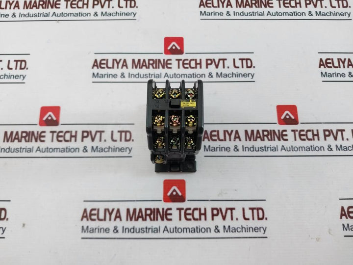 Fuji Electric Src50-2F/X (3A3B) Auxiliary Relay 200-220V 60Hz