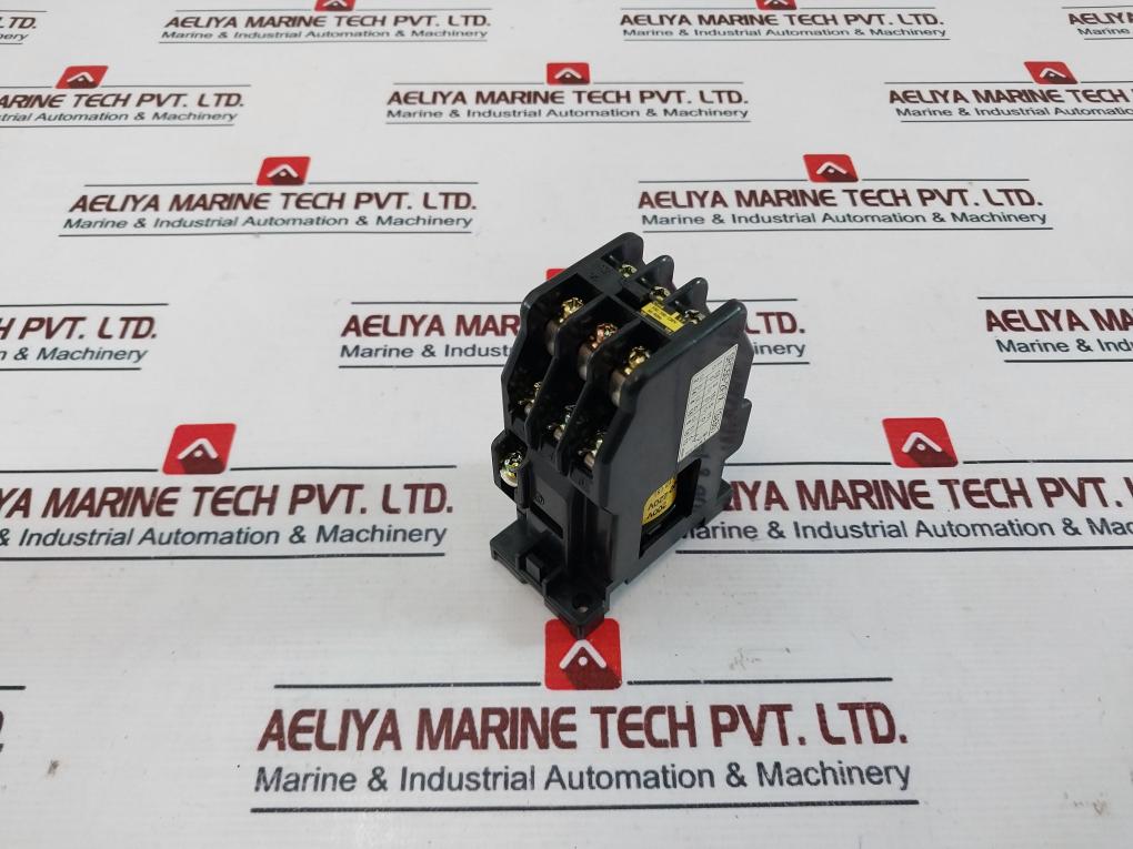 Fuji Electric Src50-2F/X (3A3B) Auxiliary Relay 200-220V 60Hz