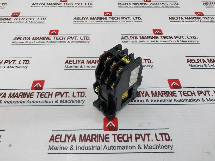 Fuji Electric Src50-2F/X (3A3B) Auxiliary Relay 200-220V 60Hz