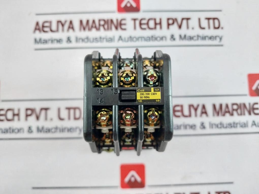 Fuji Electric Src50-2F/X (3A3B) Auxiliary Relay 200-220V 60Hz