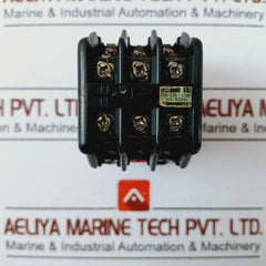 Fuji Electric Src50-2u (4a2b) Z Auxiliary Relay 100/100-110v 50/60hz