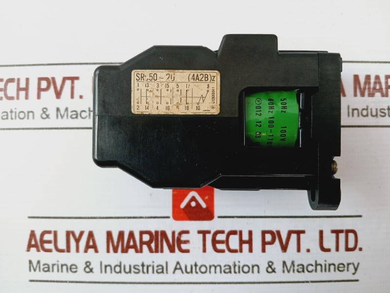 Fuji Electric Src50-2u (4a2b) Z Auxiliary Relay 100/100-110v 50/60hz