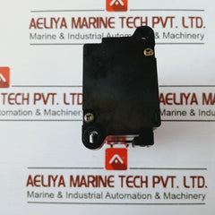 Fuji Electric Src50-2u (4a2b) Z Auxiliary Relay 100/100-110v 50/60hz
