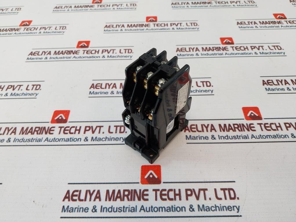 Fuji Electric Src50-2u/x (3a3b) Auxiliary Relay 0/60hz