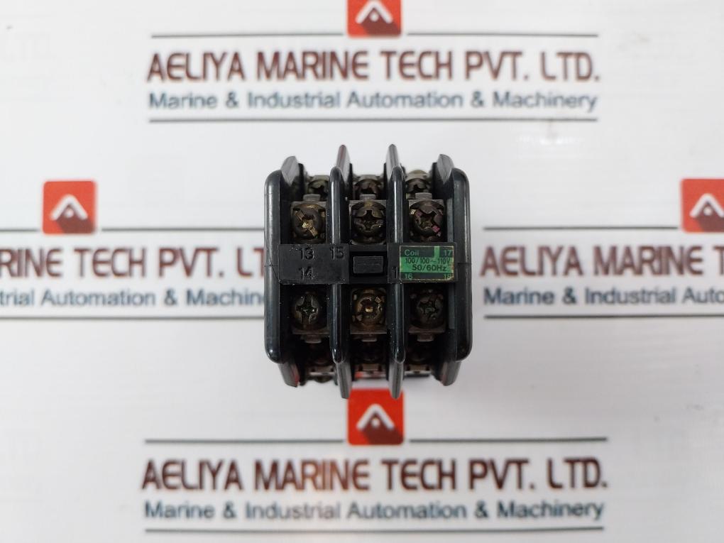 FUJI ELECTRIC SRC50-2U/X(4a2b) Magnetic Contactor 50-60Hz 100-110V