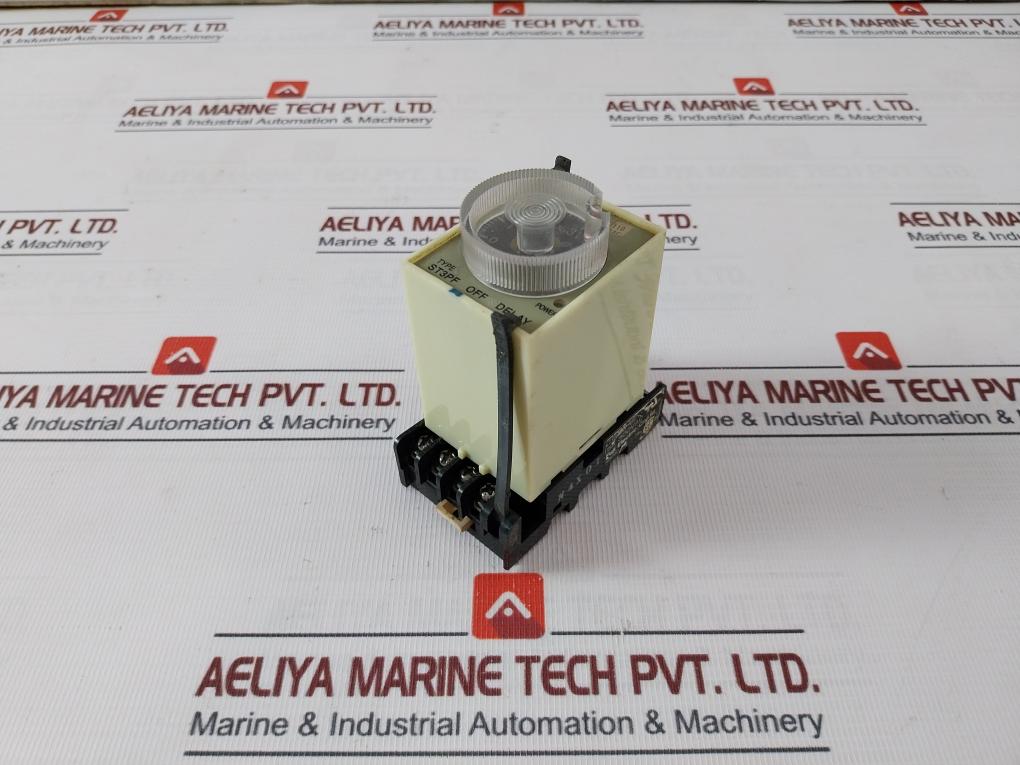 Fuji Electric St3Pf Off Delay Timer With Base 110 Vac 50/60 Hz 5A 300Vac
