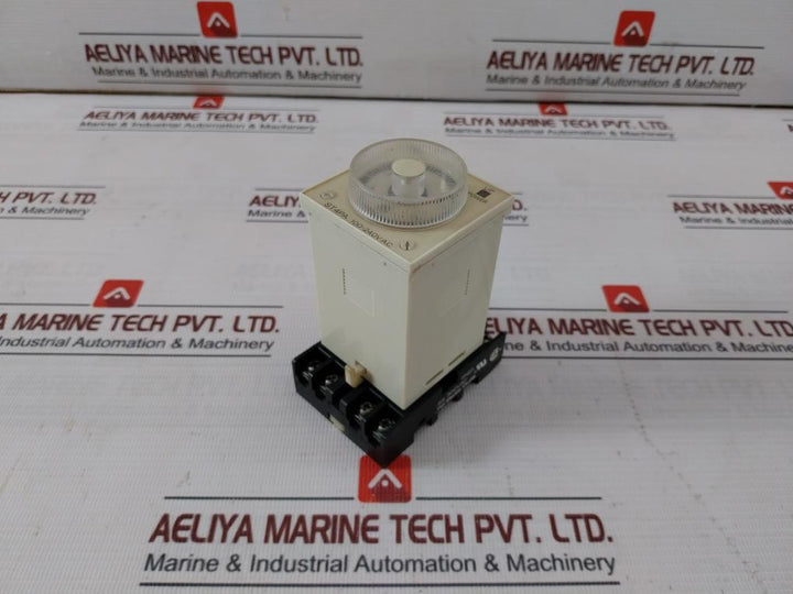 Fuji Electric St4Pa Multi Range Super Timer With Socket Tp48X 0-10 Min 5A