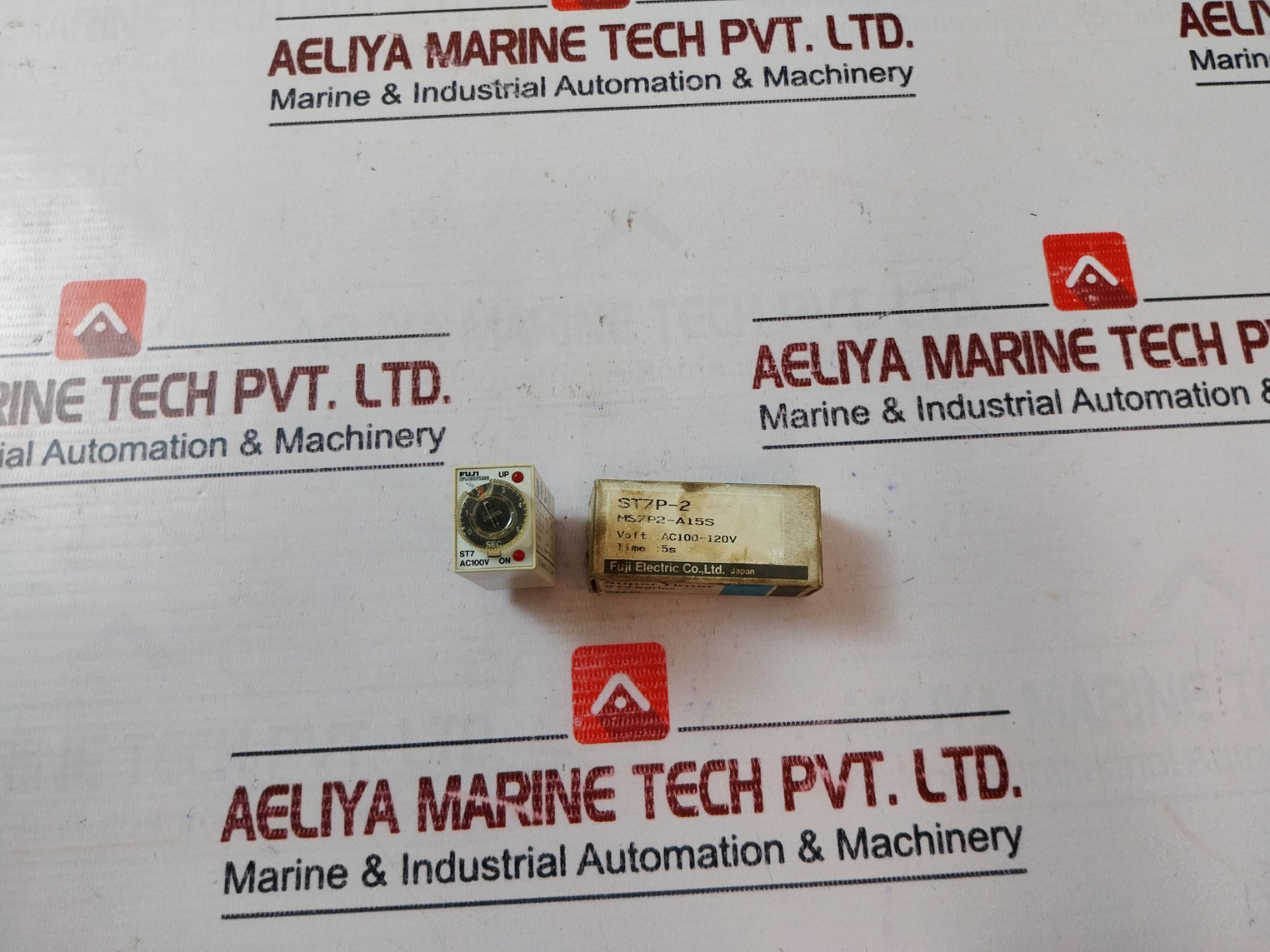 Fuji Electric St7P-2 Super Timer 100-120 Vac