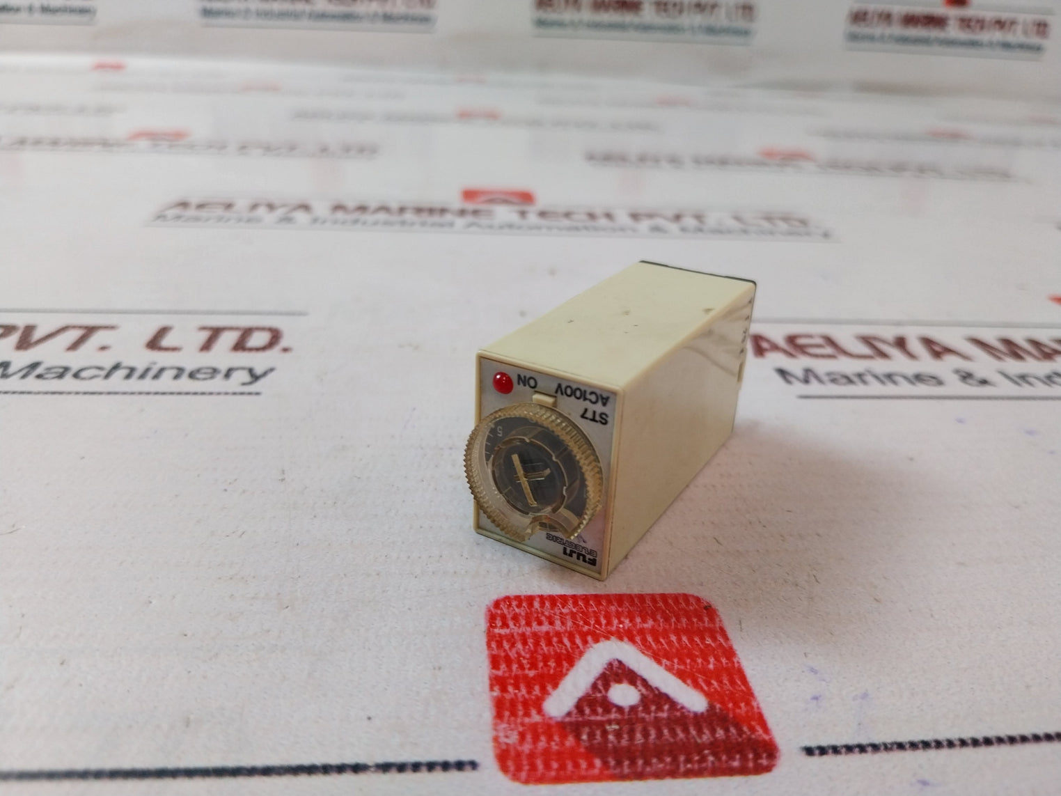 Fuji Electric St7P-2 Super Timer 100-120 Vac