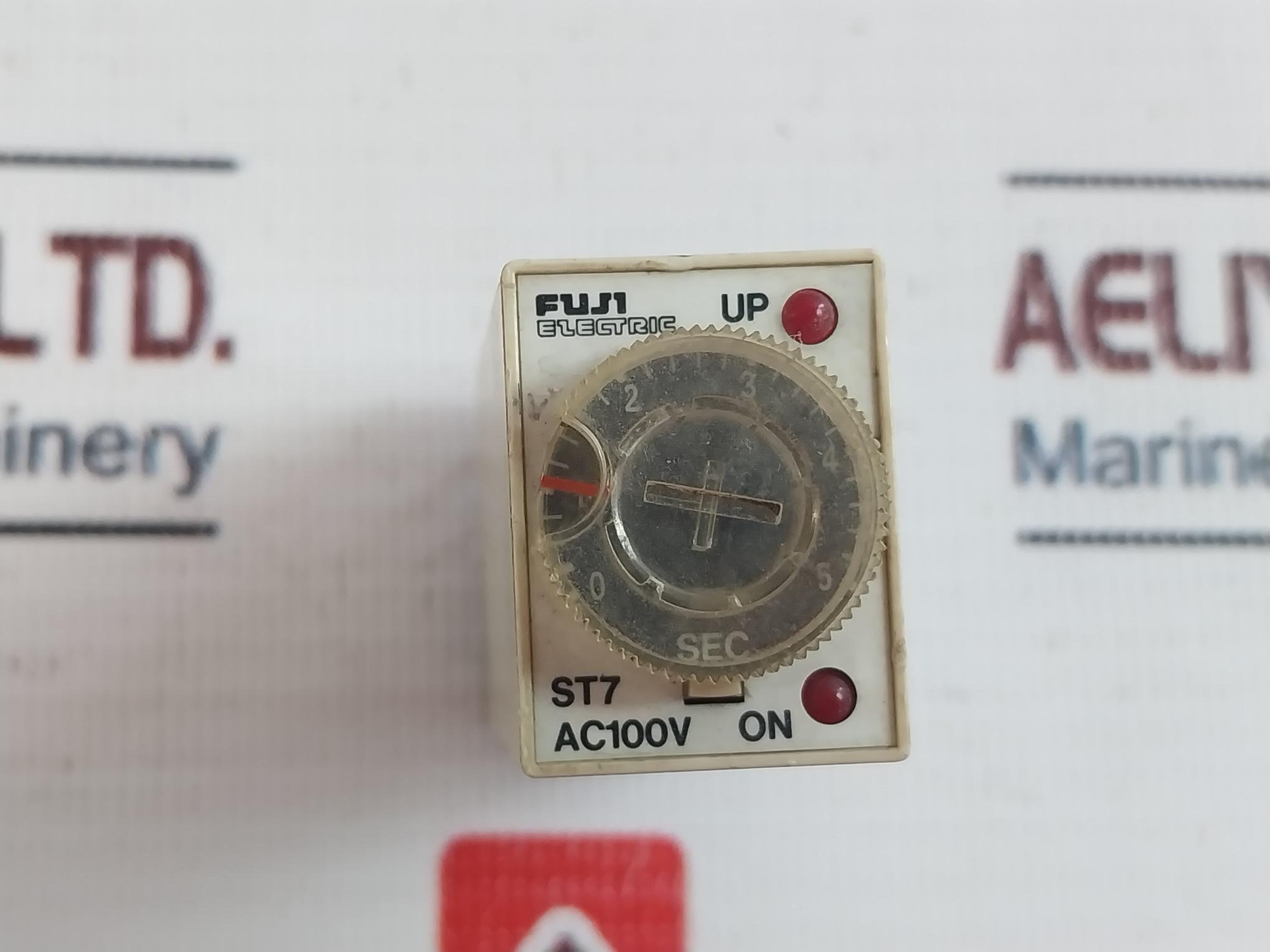 Fuji Electric St7P-2 Timer Relay 0-5 Sec