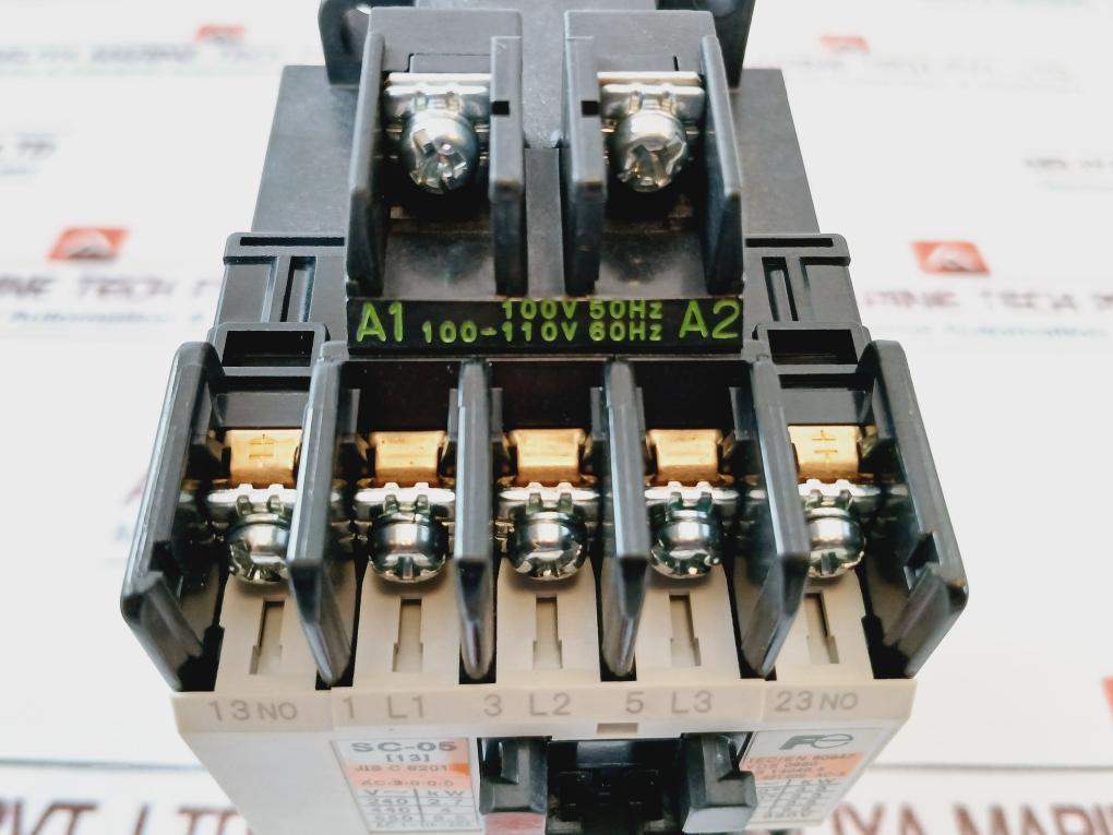 Fuji Electric Sw-05 [13] Magnetic Switch With Tr-0N/Tr-on Thermal Overload Relay