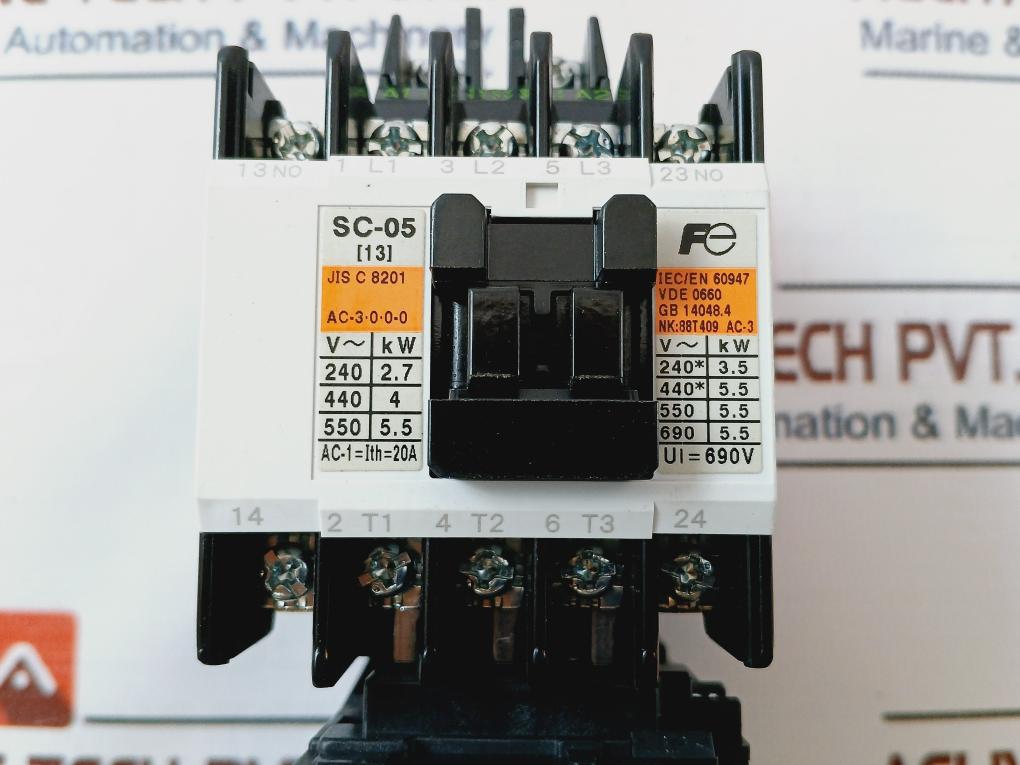 Fuji Electric Sw-05 [13] Magnetic Switch With Tr-0N/Tr-on Thermal Overload Relay