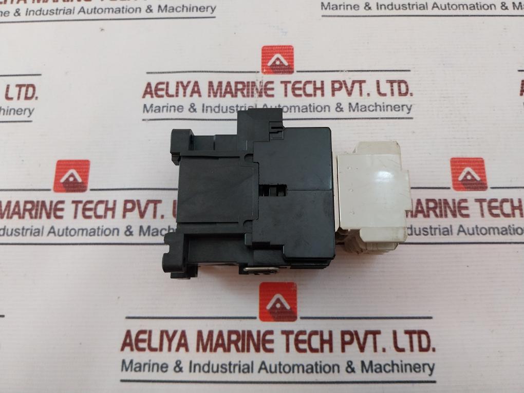 Fuji Electric Sz-a22 Ac Contactor Hu02019-5001A