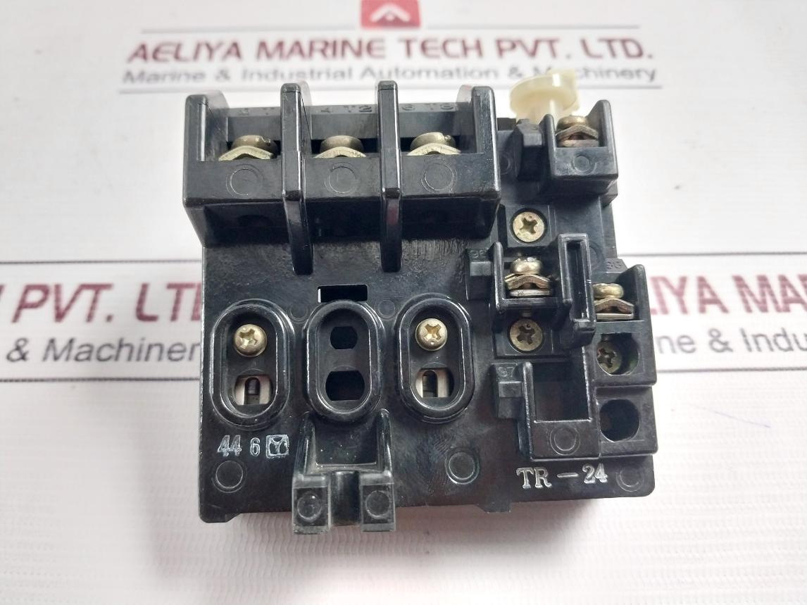 Fuji Electric Tr-2 Thermal Overload Relay Tr-24 F 23165785C