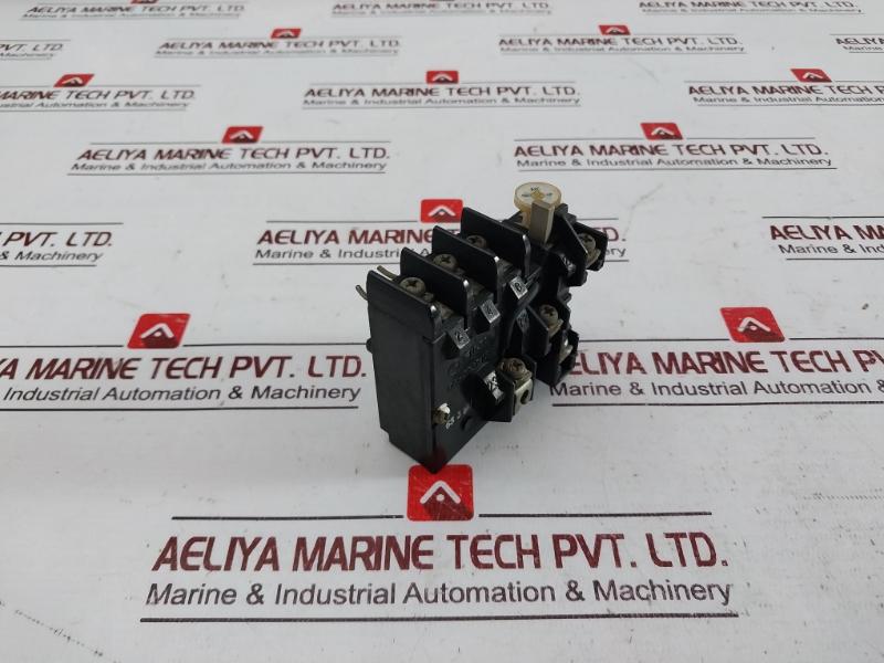 Fuji RCA3737-1C Overload Relay 4-8 A RC