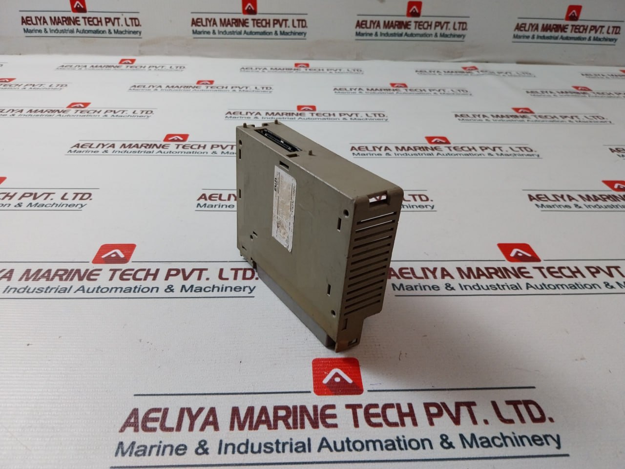 Fuji Electric Micrex-f Nc1Y16T0502-1 Inverter Y16T0502-1 12-24V