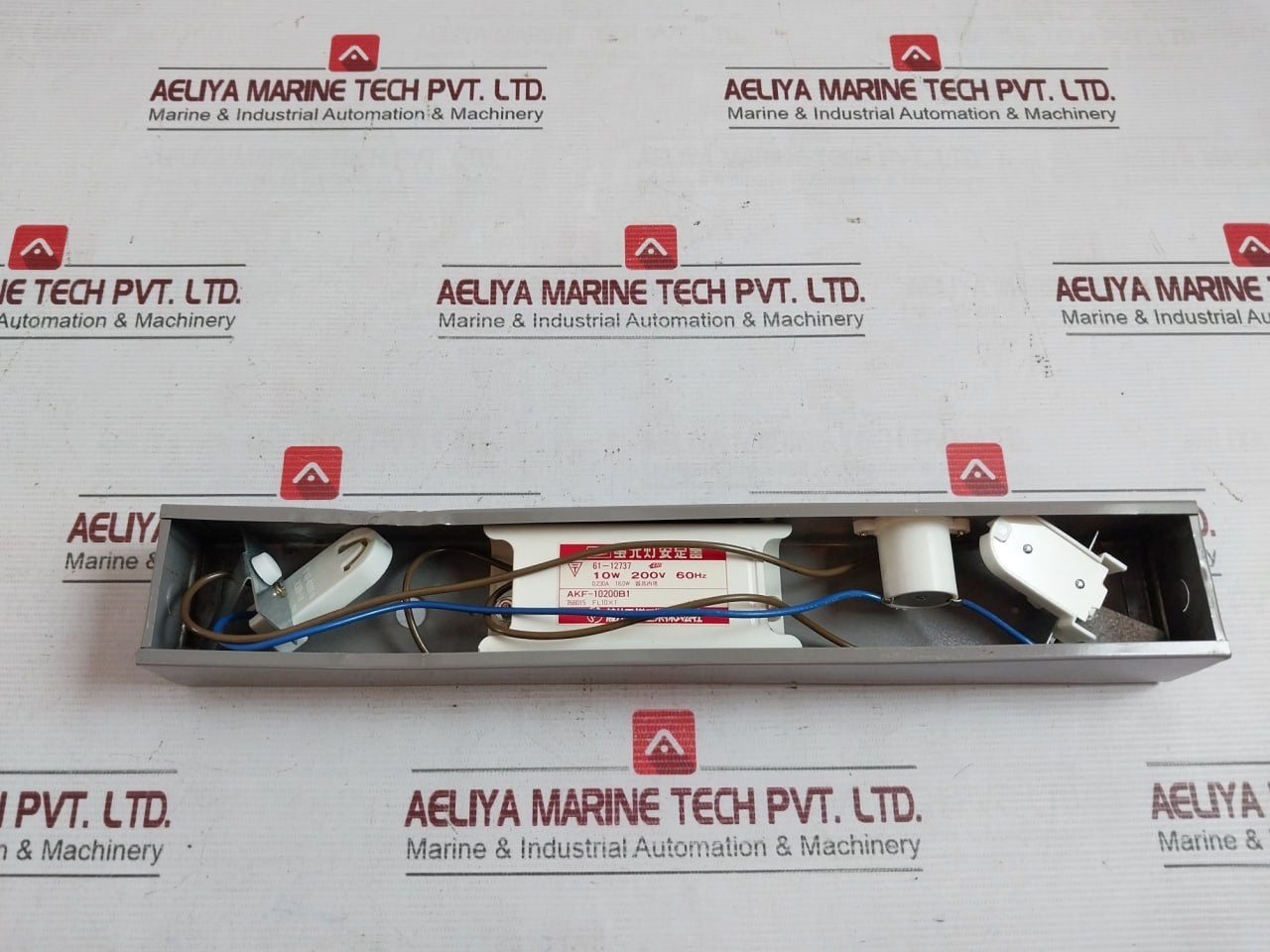 Fujii Akf-10200B1 Fluorescent Light Ballast Lamp 768015 Fl10X1 10W 200V 60Hz