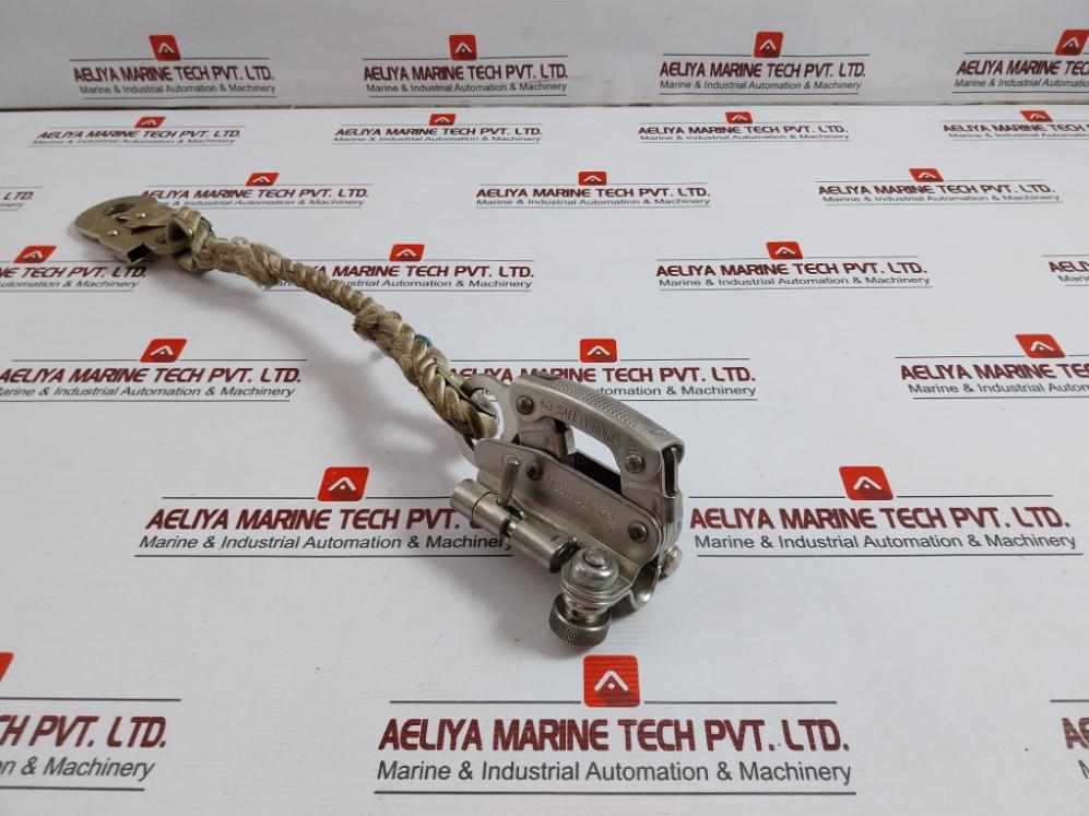 Fujii Denko 63-safety Rorip Rope Grab