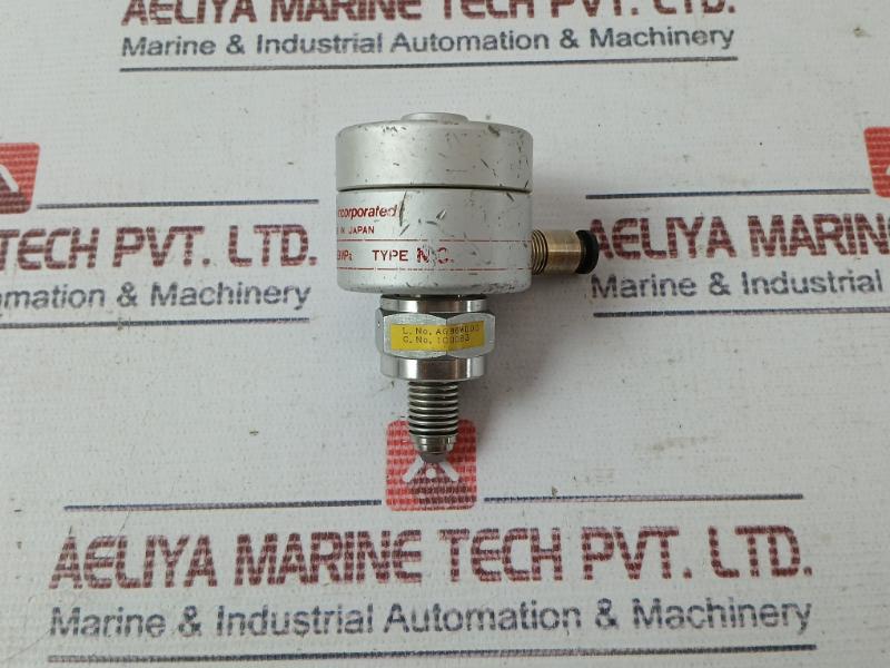 Fujikin 100083 Diaphragm Valve Type N.C. O.P. 0.34 0.69Mpa Agb6W000