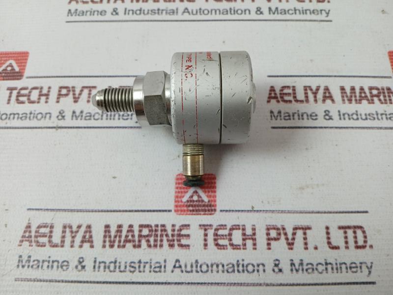 Fujikin 100083 Diaphragm Valve Type N.C. O.P. 0.34 0.69Mpa Agb6W000