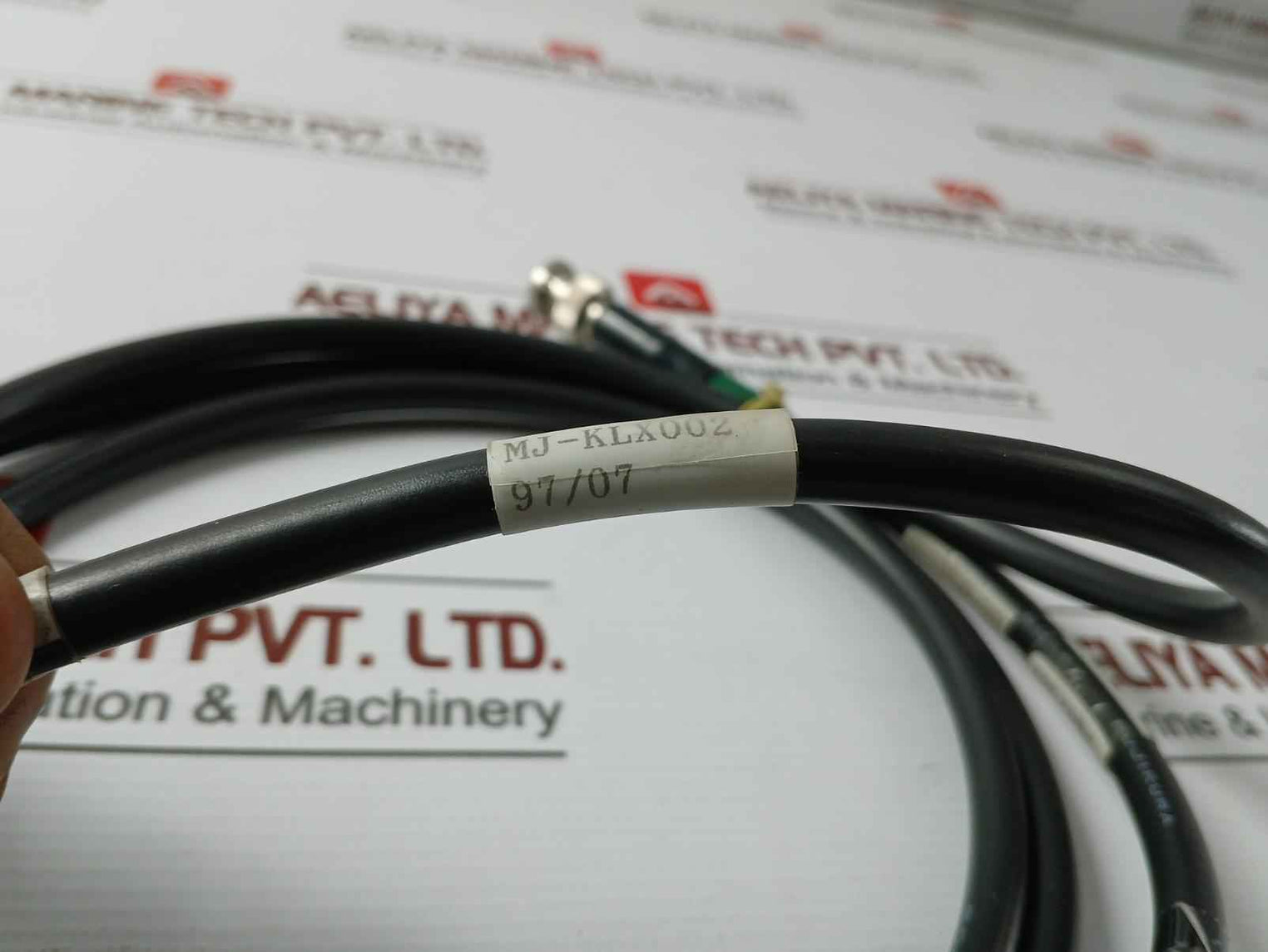 Fujikura 5C-2V Lcn Cable 2 Meter