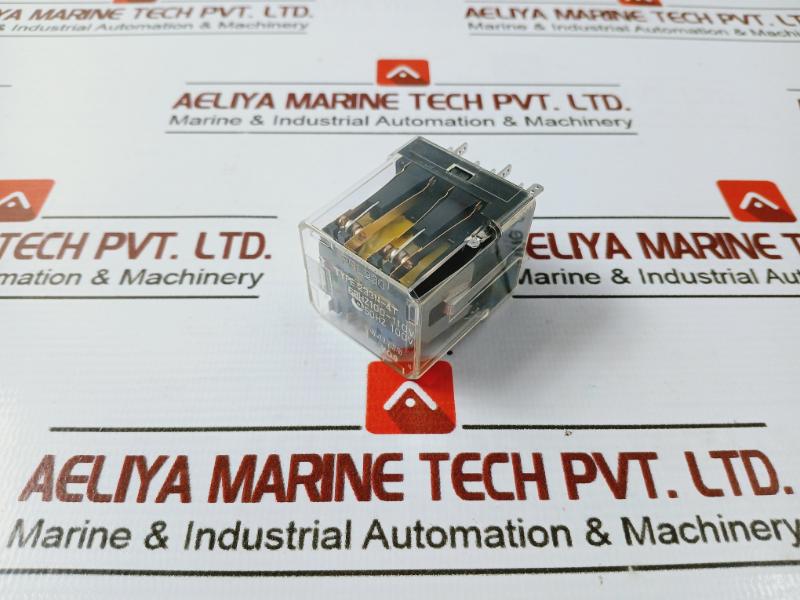 Fujitsu 233N-4T Auxiliary Relay 60Hz 100-110V N580-2333-n014