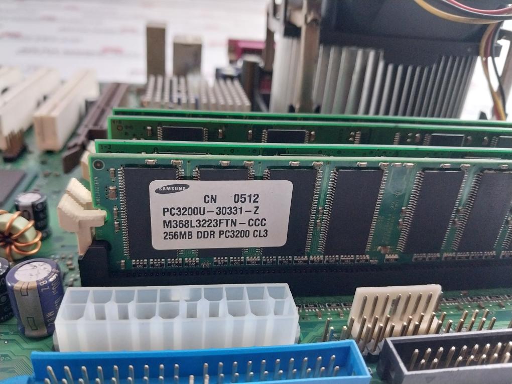 Fujitsu Siemens W26361-w65-x-04 / W26361-w65-z1-04-36 Mother Board