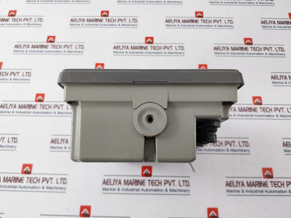 Furuno Gp-80, Gpr-020 Gps Navigator Display Unit